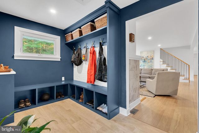 26 HERRONTOWN CIR, Princeton, NJ 08540