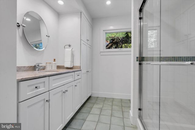 26 HERRONTOWN CIR, Princeton, NJ 08540