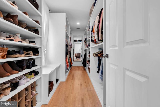 26 HERRONTOWN CIR, Princeton, NJ 08540