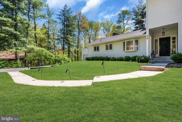 26 HERRONTOWN CIR, Princeton, NJ 08540