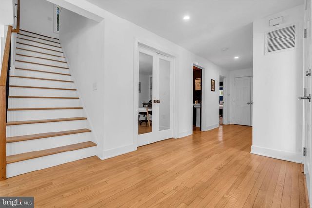 26 HERRONTOWN CIR, Princeton, NJ 08540