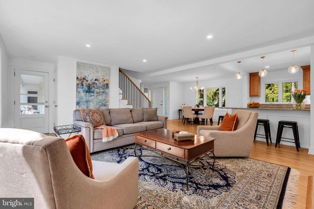 26 HERRONTOWN CIR, Princeton, NJ 08540