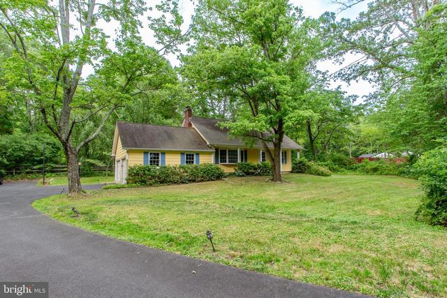 6264 POINT PLEASANT PIKE, Doylestown, PA 18902