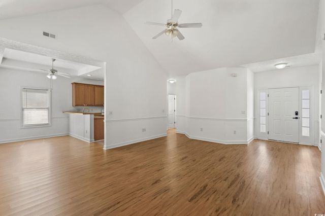 117 Jessica Lakes Dr., Conway, SC 29526