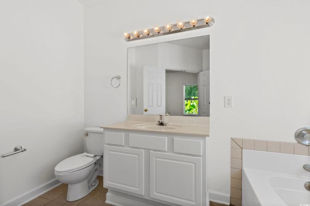 117 Jessica Lakes Dr., Conway, SC 29526