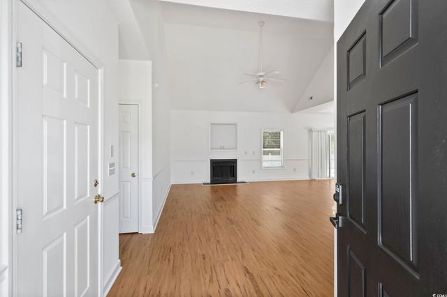 117 Jessica Lakes Dr., Conway, SC 29526