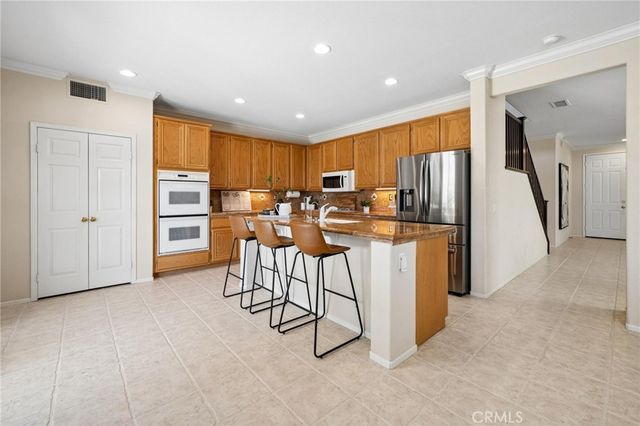 25716 Hood Way, Stevenson Ranch, CA 91381