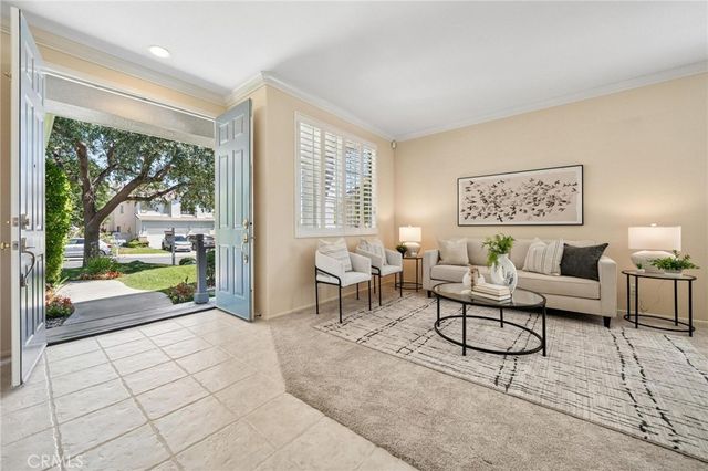 25716 Hood Way, Stevenson Ranch, CA 91381