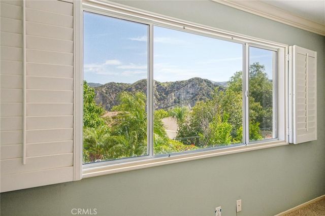 25716 Hood Way, Stevenson Ranch, CA 91381