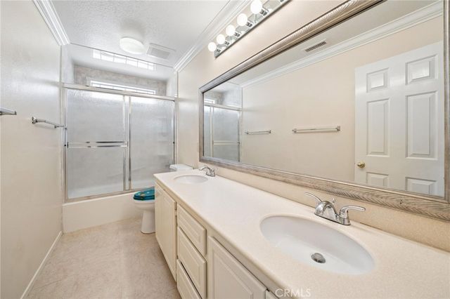 25716 Hood Way, Stevenson Ranch, CA 91381