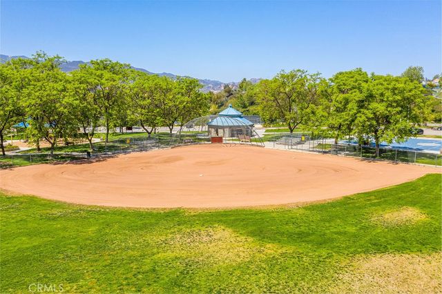 25716 Hood Way, Stevenson Ranch, CA 91381