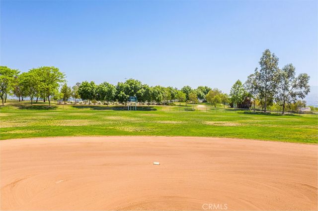 25716 Hood Way, Stevenson Ranch, CA 91381