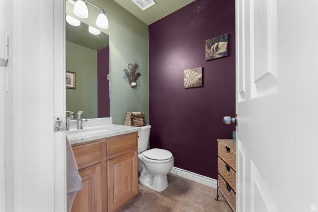 2412 W SILVER MEADOW WAY, West Jordan, UT 84088