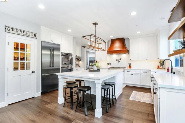 1613 Antica Dr, Brentwood, CA 94513