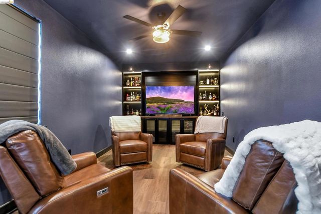 1613 Antica Dr, Brentwood, CA 94513