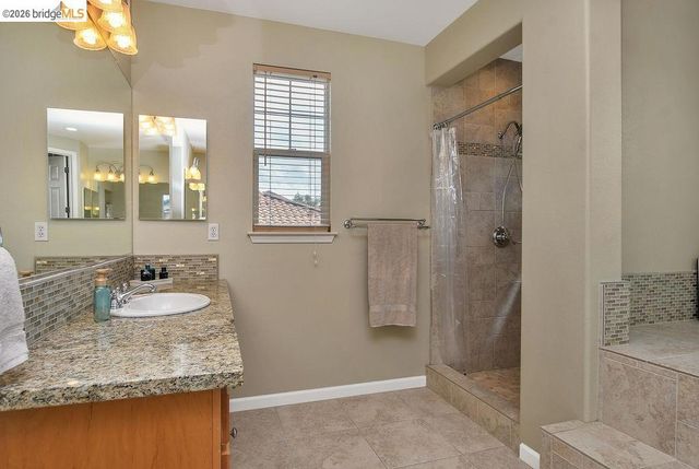 1613 Antica Dr, Brentwood, CA 94513