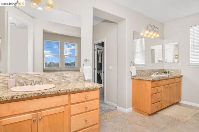 1613 Antica Dr, Brentwood, CA 94513