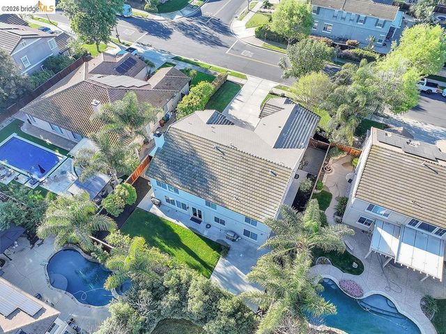 1613 Antica Dr, Brentwood, CA 94513