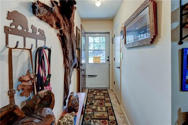 18008 E WHITNEY Road, Independence, MO 64057