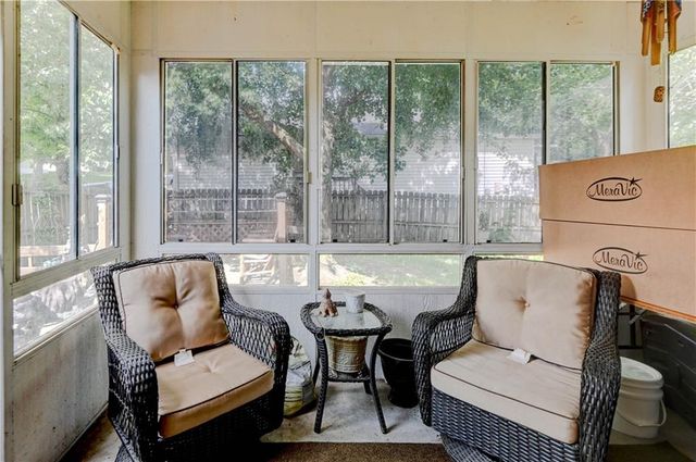 18008 E WHITNEY Road, Independence, MO 64057
