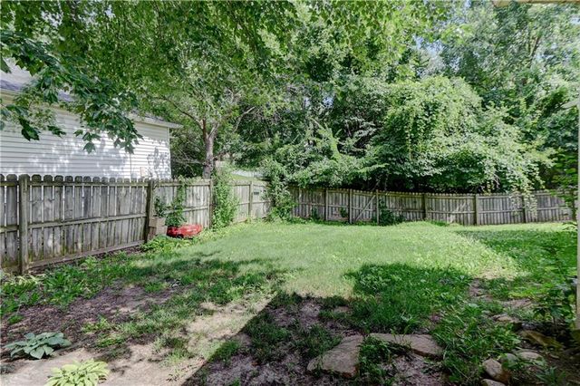 18008 E WHITNEY Road, Independence, MO 64057