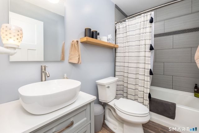 169 Morningside Drive East, Bristol, CT 06010