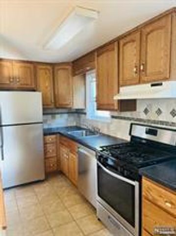 248 David Hooper Place, Westwood, NJ 07675