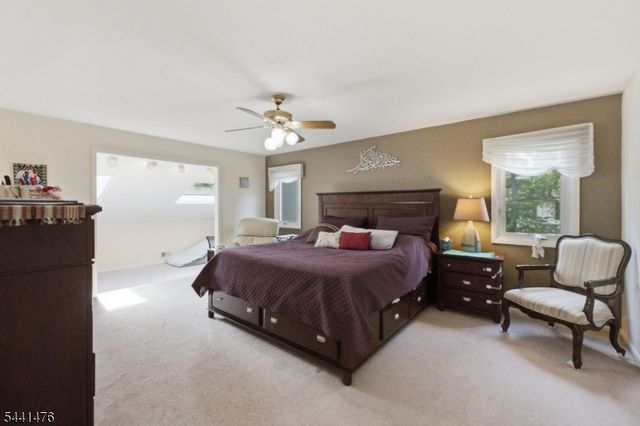 30 Willow Brook Ln, Clinton Twp., NJ 08801