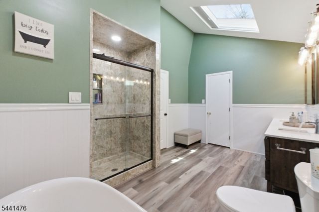 30 Willow Brook Ln, Clinton Twp., NJ 08801