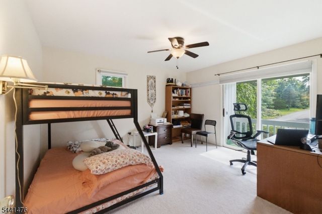 30 Willow Brook Ln, Clinton Twp., NJ 08801