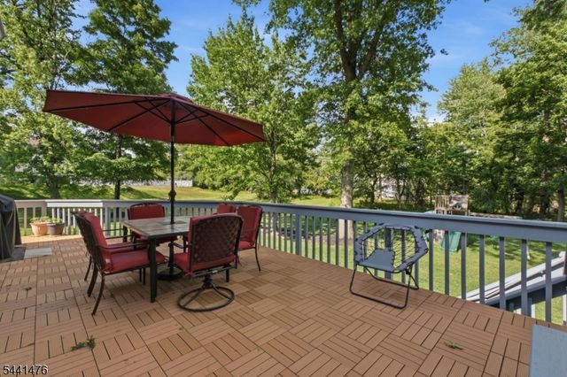 30 Willow Brook Ln, Clinton Twp., NJ 08801