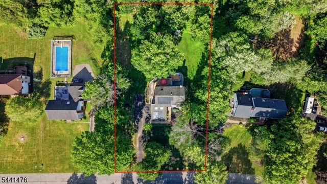 30 Willow Brook Ln, Clinton Twp., NJ 08801