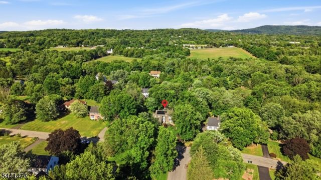 30 Willow Brook Ln, Clinton Twp., NJ 08801