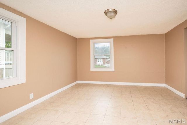 7721 W Ranken Avenue, St Louis, MO 63117