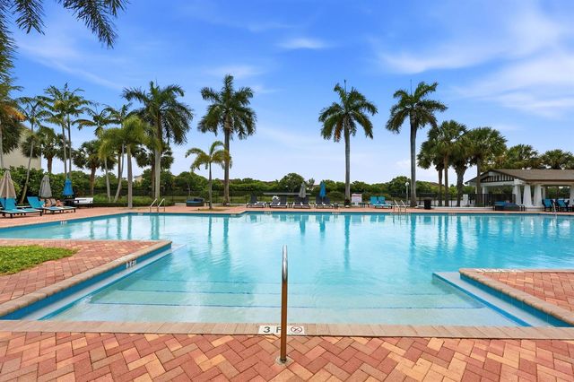 750 Millbrae Court 1, West Palm Beach, FL 33401