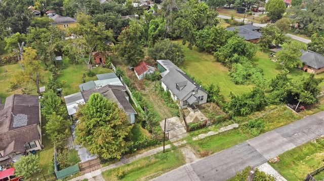 7911 Melrose Street, Houston, TX 77022