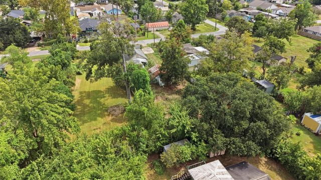 7911 Melrose Street, Houston, TX 77022