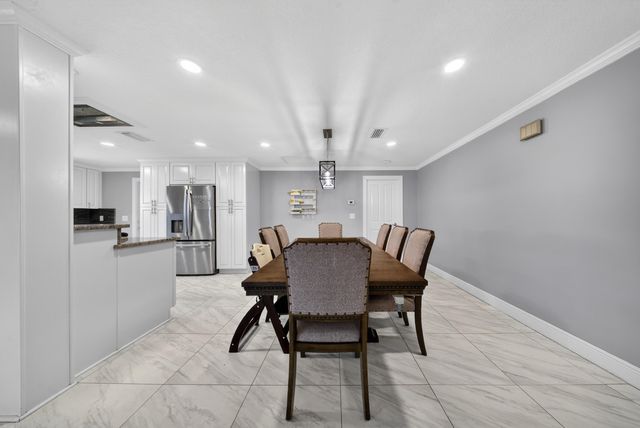 1879 SE Madison Street, Stuart, FL 34997