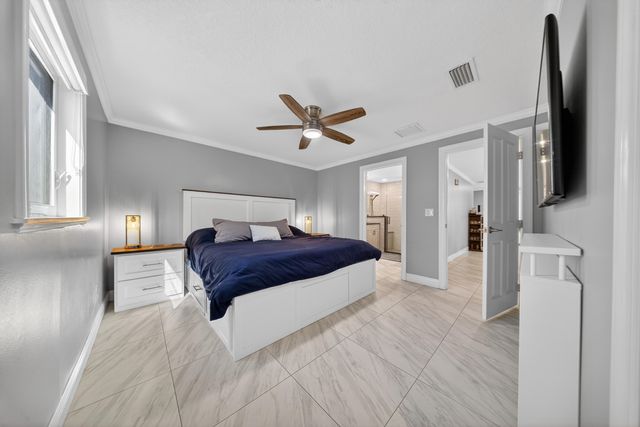 1879 SE Madison Street, Stuart, FL 34997