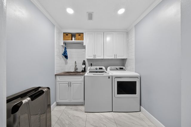 1879 SE Madison Street, Stuart, FL 34997