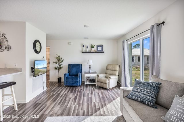 3070 Gaffney Avenue SE, Palm Bay, FL 32909