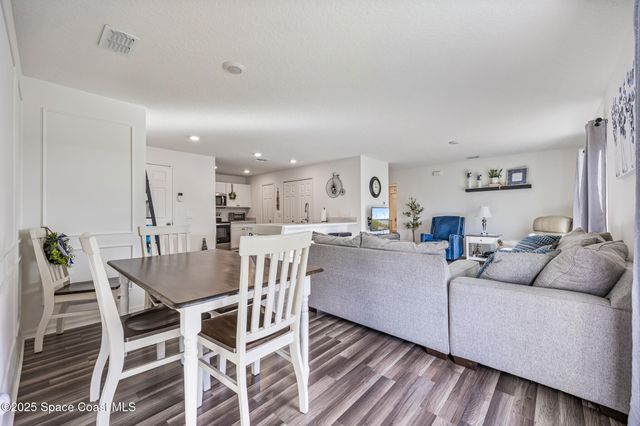 3070 Gaffney Avenue SE, Palm Bay, FL 32909