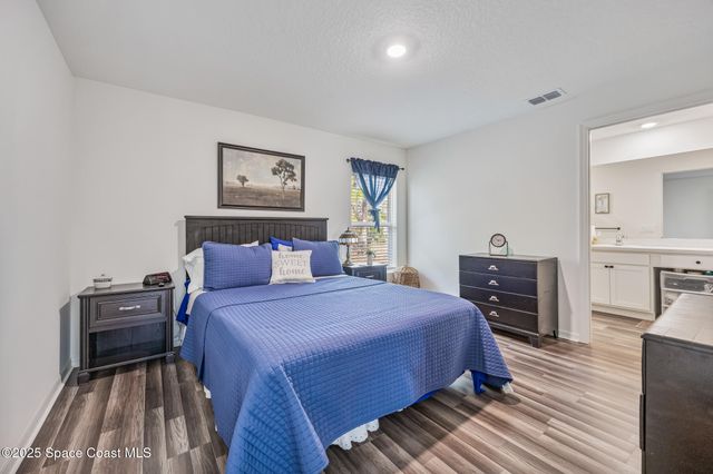 3070 Gaffney Avenue SE, Palm Bay, FL 32909