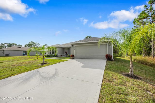 3070 Gaffney Avenue SE, Palm Bay, FL 32909