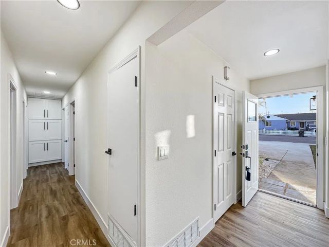 17452 Jefferson, Huntington Beach, CA 92647