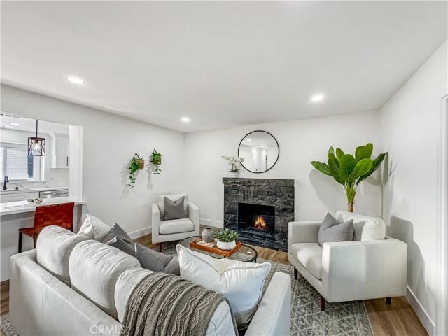 17452 Jefferson, Huntington Beach, CA 92647