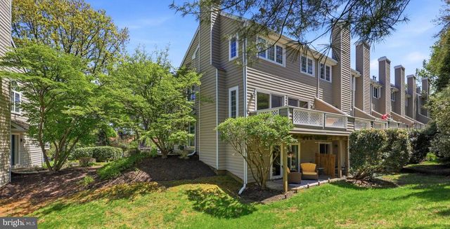 60 CABOT DR, Chesterbrook, PA 19087
