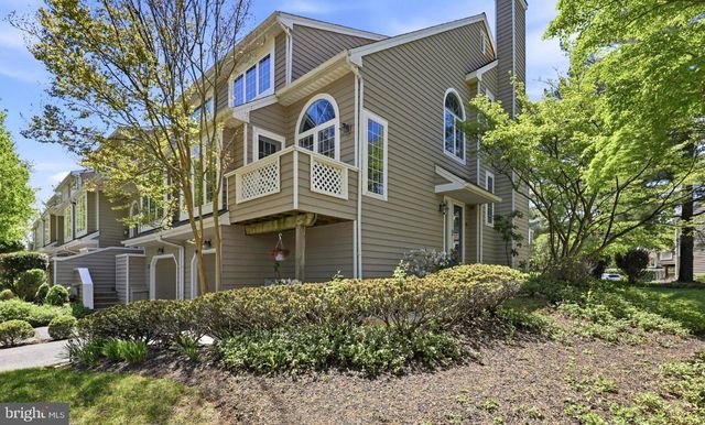 60 CABOT DR, Chesterbrook, PA 19087