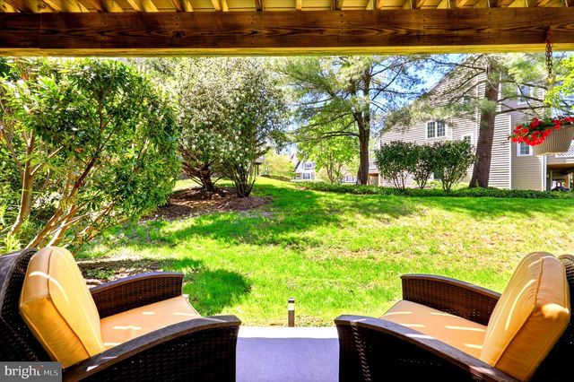 60 CABOT DR, Chesterbrook, PA 19087