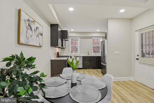 121 S BROADWAY, Baltimore, MD 21231